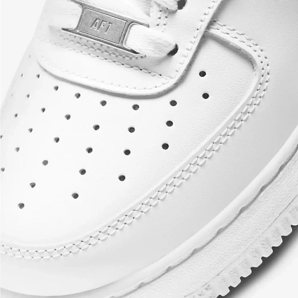 Nike Air Force 1 '07 unisex Brand New Men’s 6 Women’s size 8
